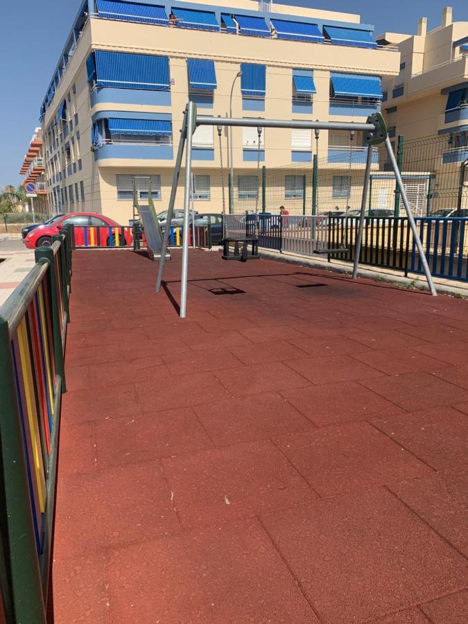 Apartamento Atico A 50 Metros De La Playa Will Apartman Rincón de la Victoria Kültér fotó